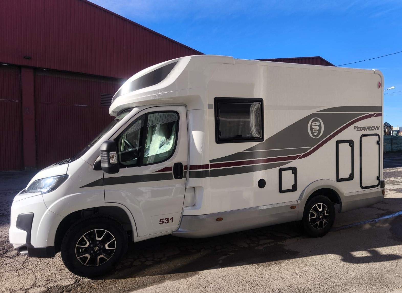 Elnagh Baron 531 Modelo 2026