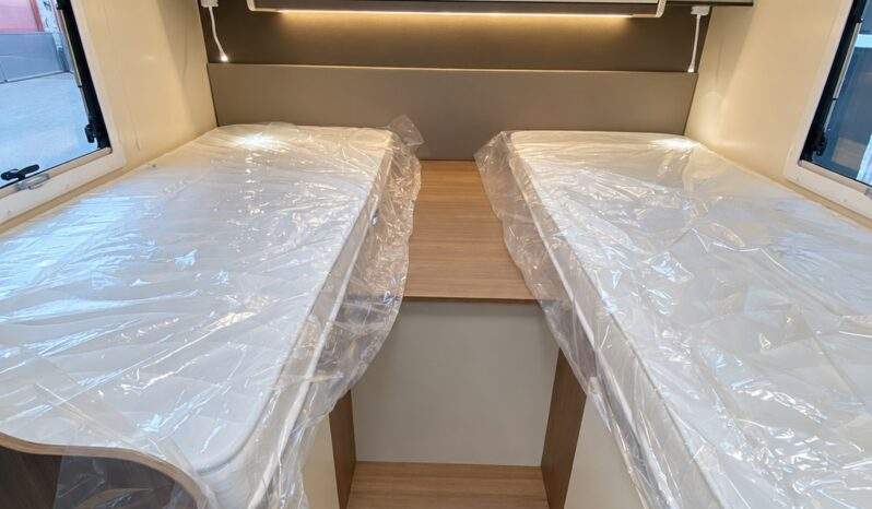
Elnagh Baron 565 Cambio Automático Modelo 2027 full									