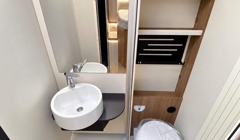 
Elnagh Baron 565 Cambio Automático Modelo 2027 full									